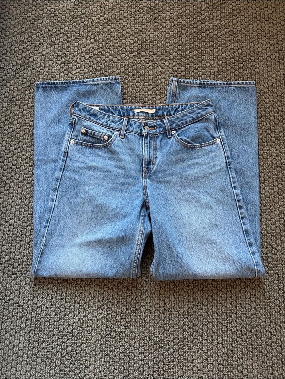 Levi’s Low Loose Straight Jeans